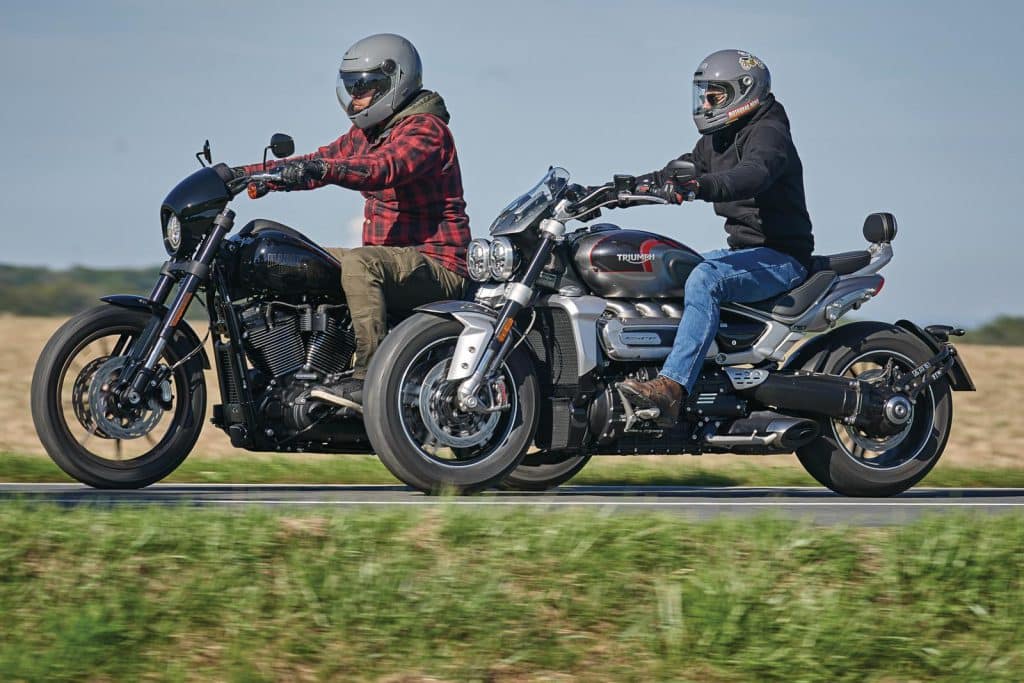 duotest Harley-Davidson Low Rider S vs. Triumph Rocket 3 GT