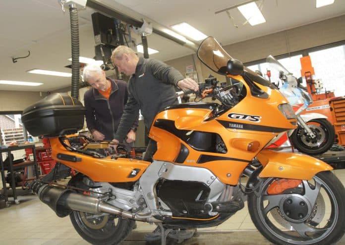 Marathonmotor Yamaha GTS1000