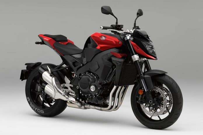 Honda CB1000 Hornet 4