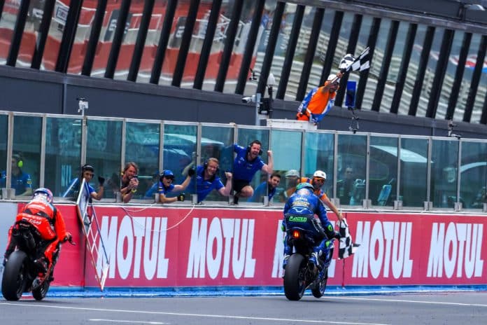 100e Supersport-zege voor Ten Kate Racing