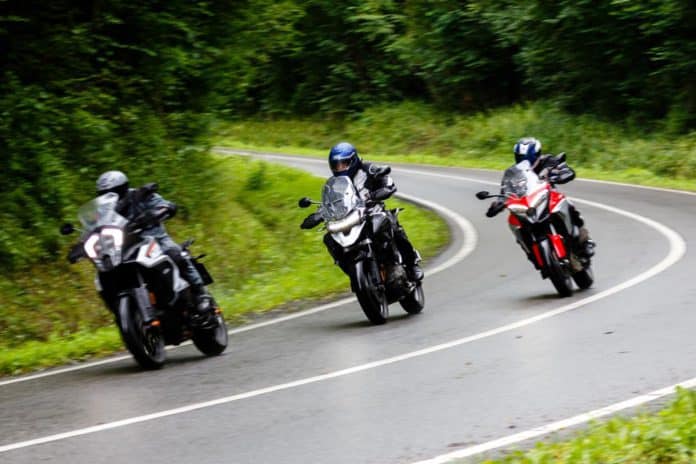 Wat als het geen BMW GS mag zijn? Test Ducati Multistrada V4 S vs KTM 1290 Super Adventure S vs Triumph Tiger 1200 GT Pro