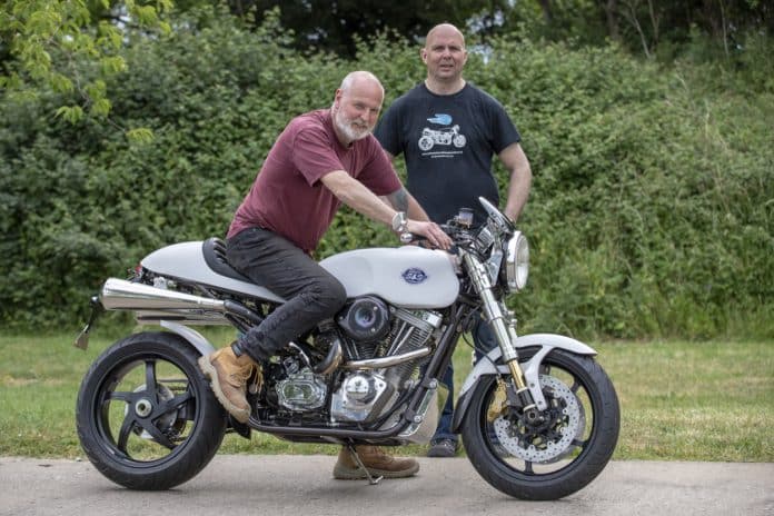 Exclusiviteit en maatwerk door Andrew en Pete Kop: Sutton & Marsden Caféracer