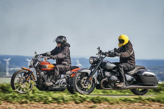 MW R 18 Roctane vs. Harley-Davidson Breakout 117