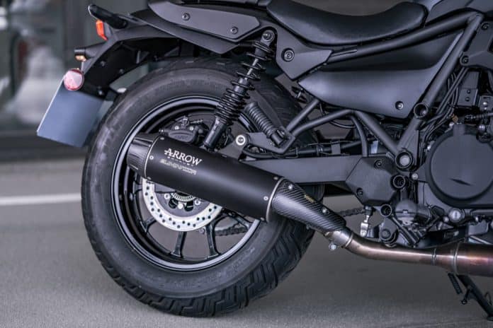 Arrow uitlaat voor Kawasaki Eliminator 500