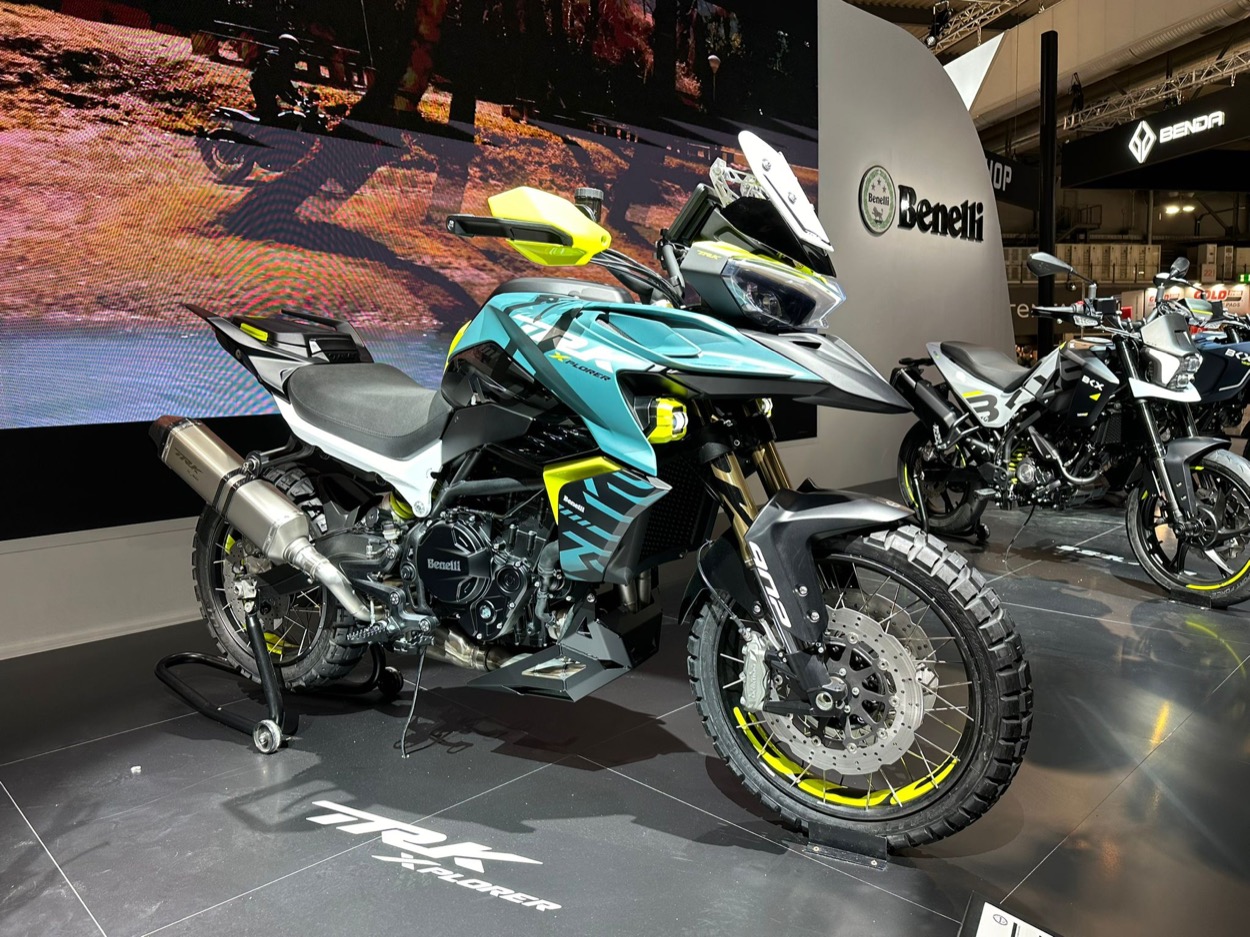 De 2025 Benelli TRK 902 Xplorer, klaar voor grote(re) avonturen