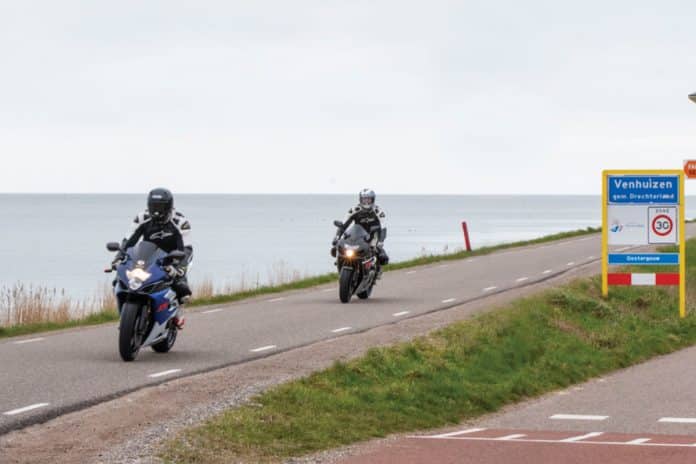 Zuiderdijk weer toegankelijk voor motorrijders