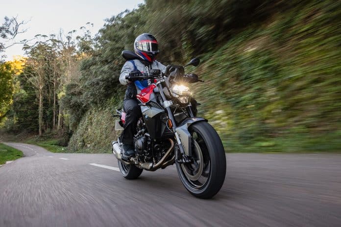 BMW F 900 R
