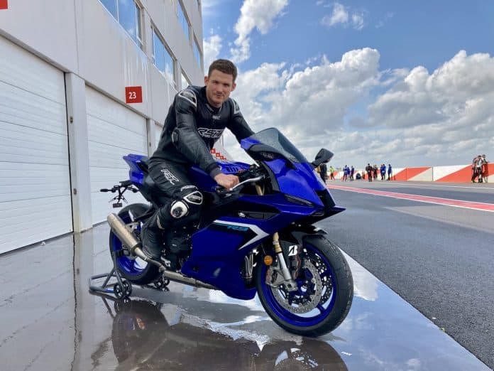 2025 Yamaha R9