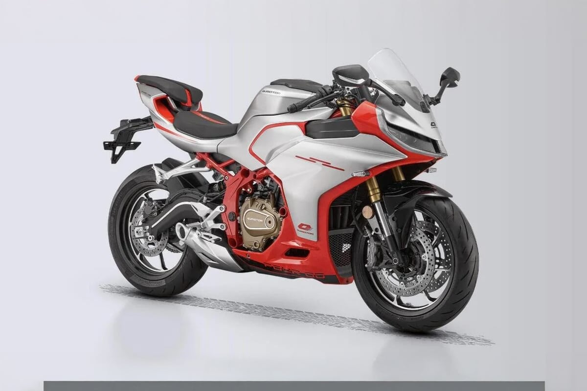 QJMOTOR SRK 450RR: Een nieuwe speler in het compacte supersportklasse
