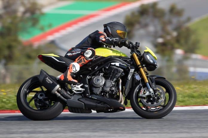 2025 Triumph Speed Triple 1200 RX