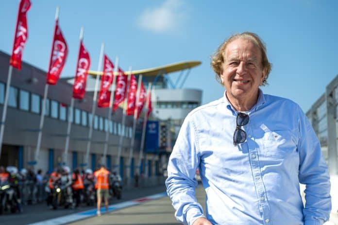 Lee van Dam