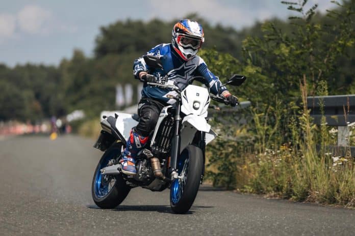 2025 Suzuki DR-Z4S