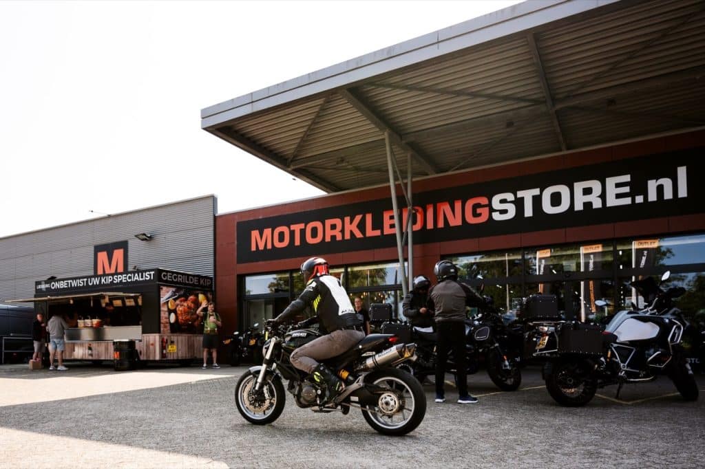 Het September Spektakel is terug bij Motorkledingstore
