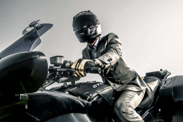 Uw motor zakelijk verzekeren? Zo regelt u het snel en eenvoudig