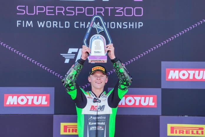 Loris Veneman won direct bij zijn terugkeer in de World Supersport 300-klasse.