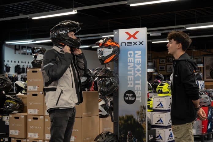 Nexx Test Center bij Motorkledingstore Breda
