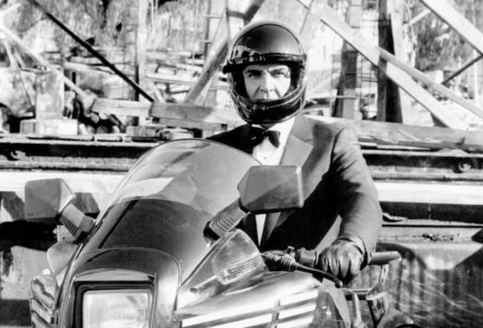 Filmster Sean Connery en zijn motoren