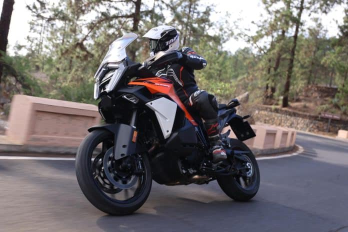 2026 KTM 1390 Super Adventure S Evo
