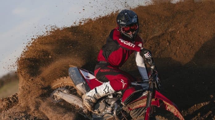 Ducati Desmo450 MX Factory