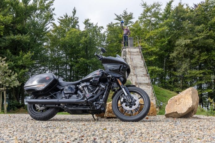 Van hoog naar laag met een Harley-Davidson Low Rider ST