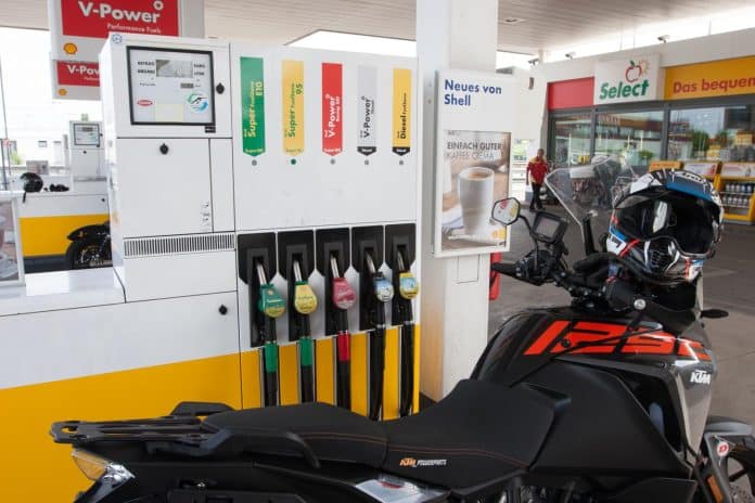 Tanken E10 E5 brandstof tankstation