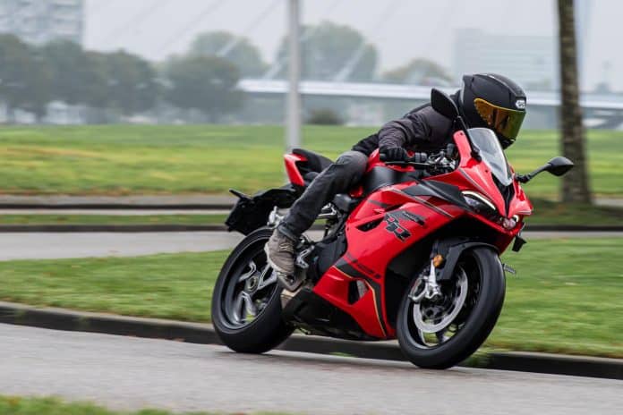 2026 QJMotor SRK 921 RR