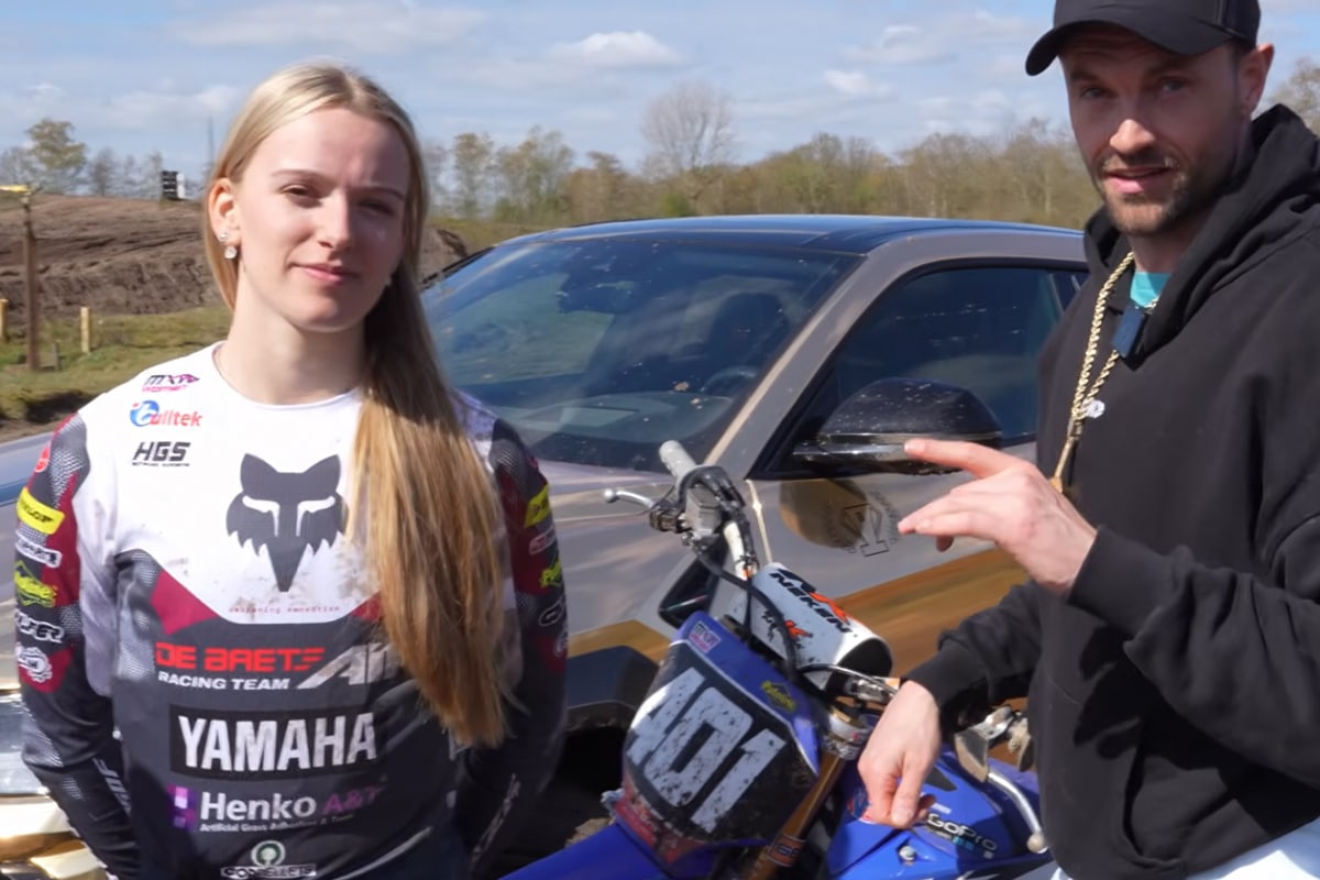 Video: Lotte van Drunen leert Joel Beukers crossen