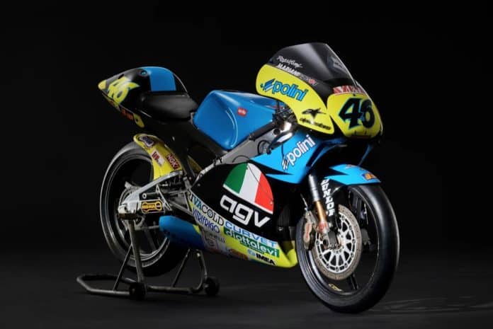 Historische Valentino Rossi-motor uit 1996 gaat onder de hamer
