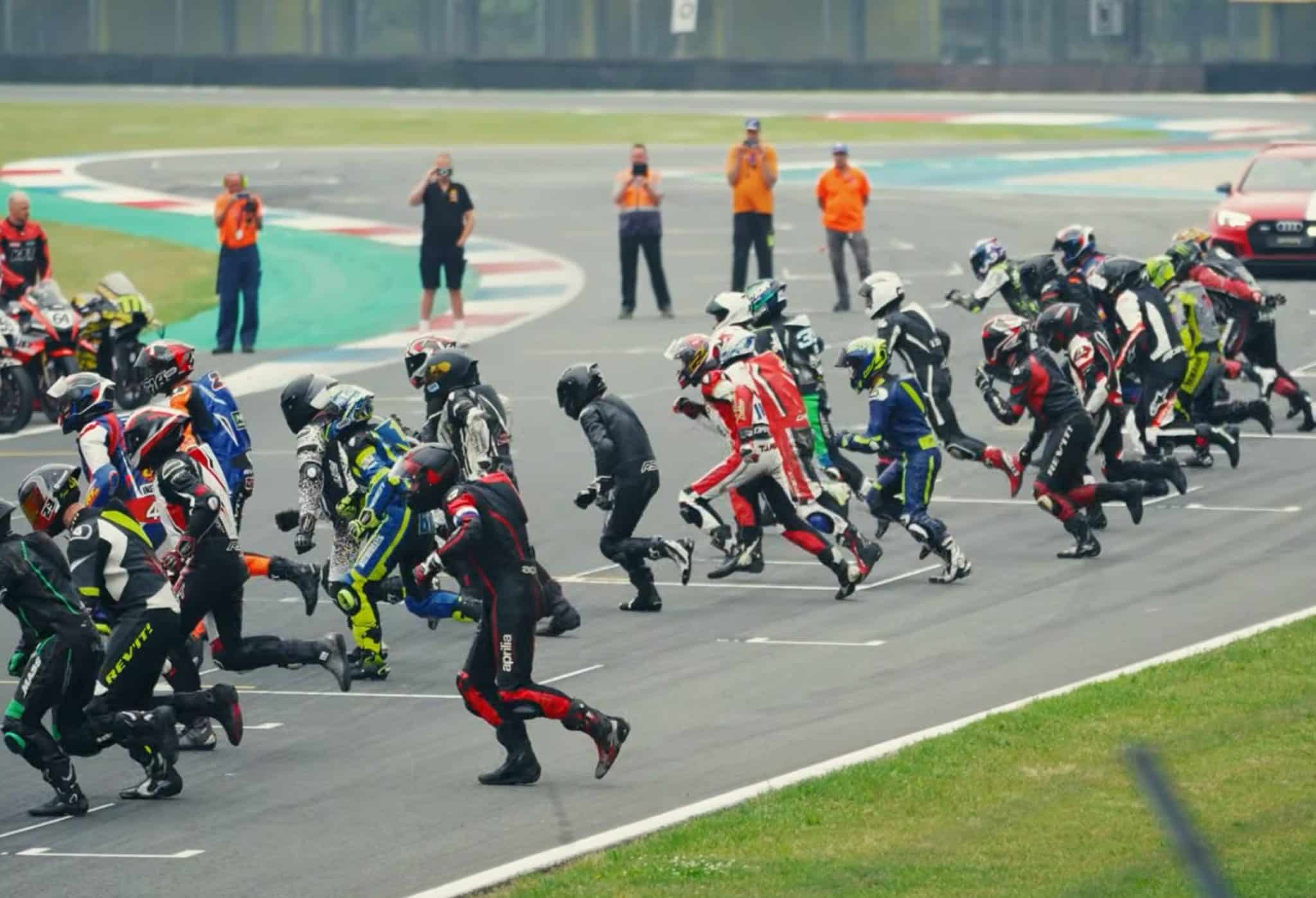 Motor.NL Kijktip: The 7hrs of Assen – Together to the Finish