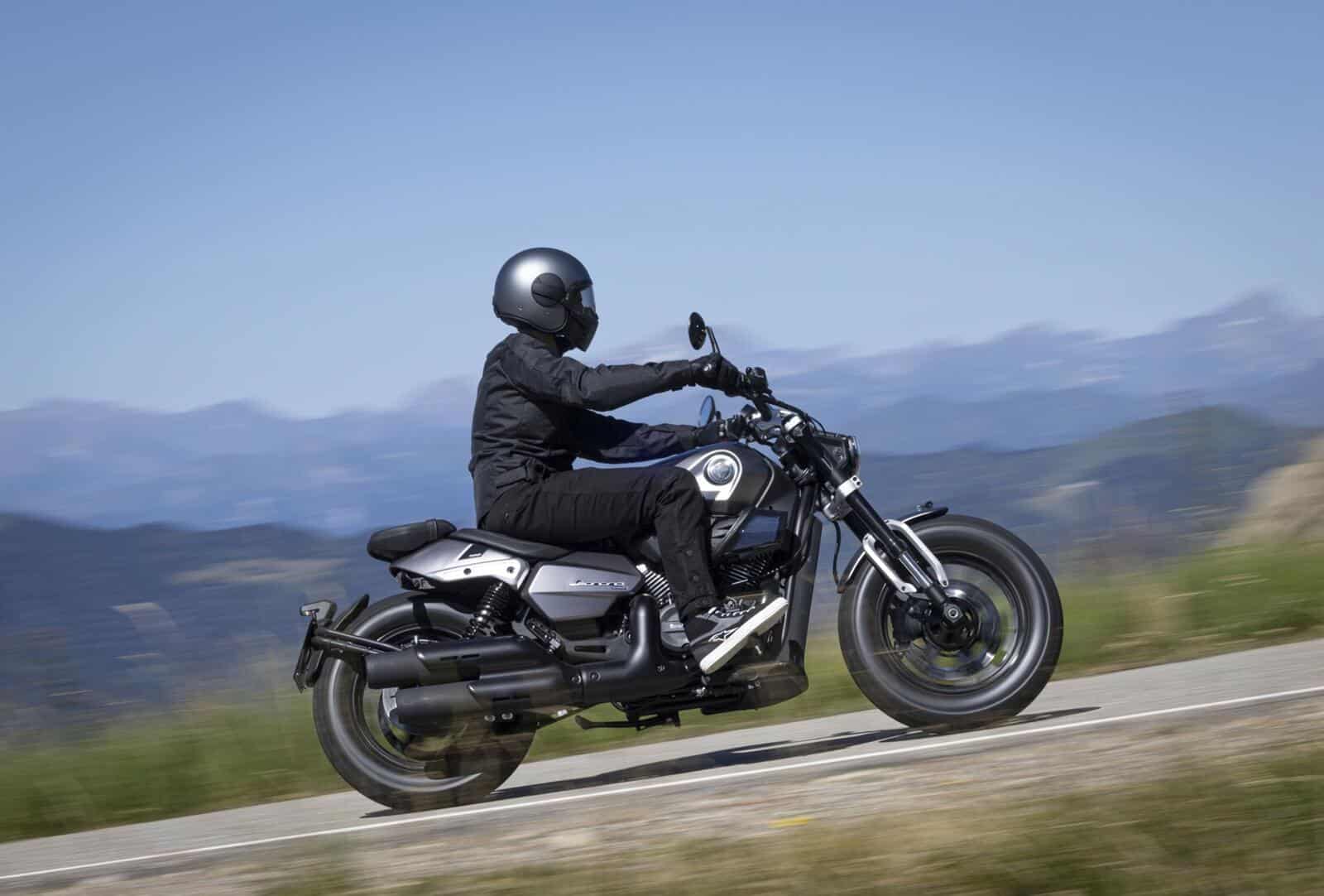 Test Benelli Leoncino Bobber 400: coole Italiaanse vibes