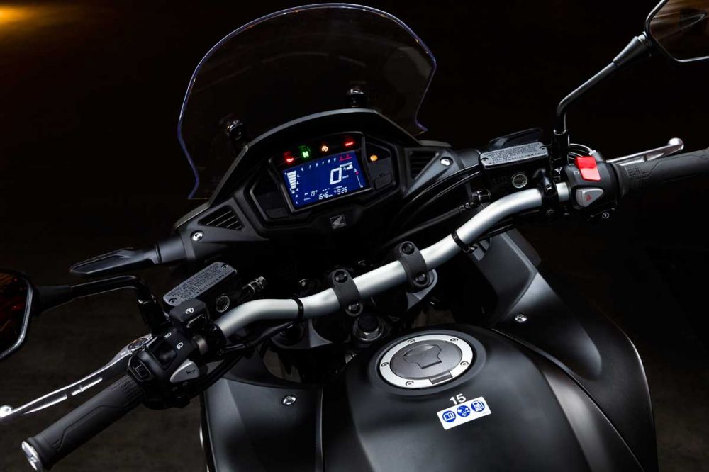 Honda Crossrunner 800 YM15 0035